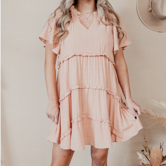 entro | Dresses | New Blush Pink Layered Flowy Dress | Poshmark